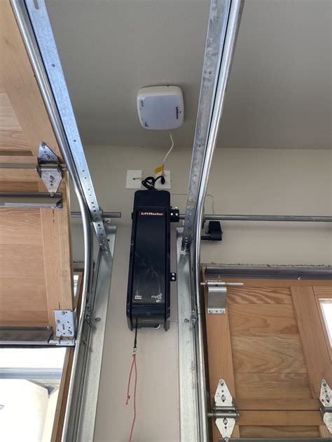 liftmaster garage door opener wall mount battery replacement